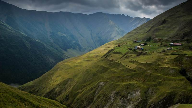 梅西最新消息与比赛动态追踪：从俱乐部到国家队，球迷该关注哪些信息